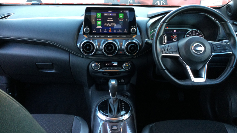 Nissan Juke 1.6 Hybrid N-Connecta 5dr Auto Hybrid Hatchback